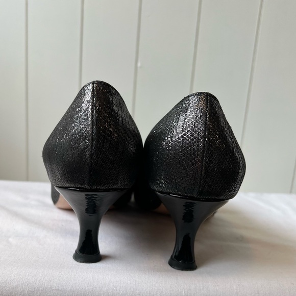 Robert Capucci, Patent black & silver heels, Made in Italy, Size 7.5. - Picture 4 of 10